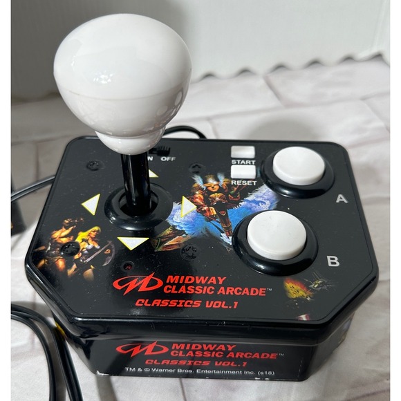 Midway Classic Arcade Classics Vol 1 Plug Play TV Game Joust Gauntlet Defender - Picture 3 of 7